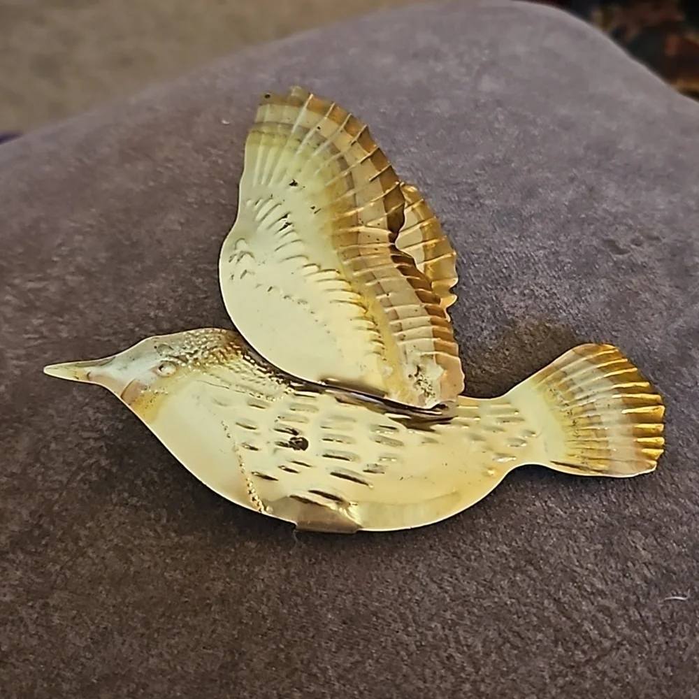 3/$30 Vintage 1980s Brass Bird Wall Hanging